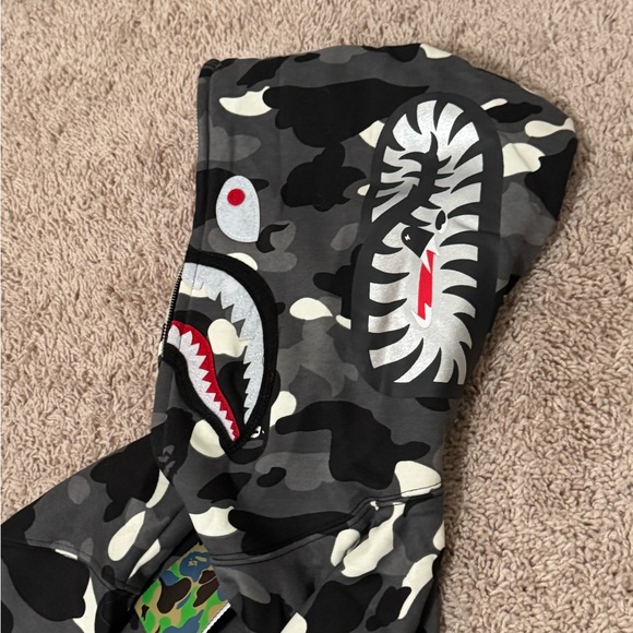 A Bathing Ape Shark Camo Hoodie - Picture 3 of 7
